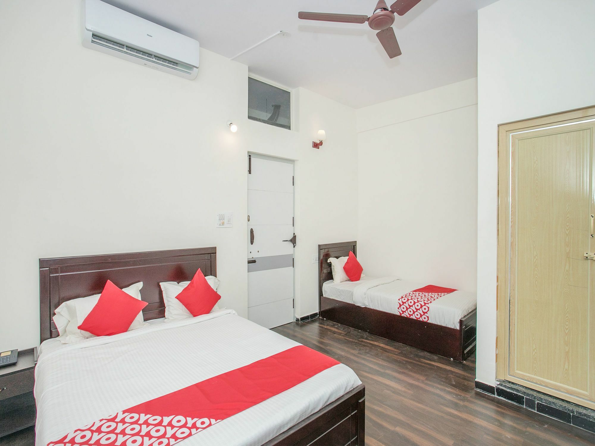 Hotel Oyo 14430 Sunshine Grand Bangalore Exterior foto
